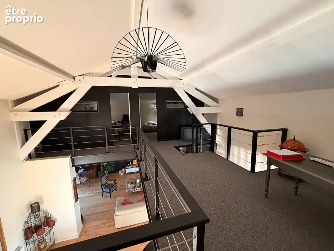 Maison familiale, 5 chambres (possibilité 7) double garages sur 5800 m² de terrain - photo 8