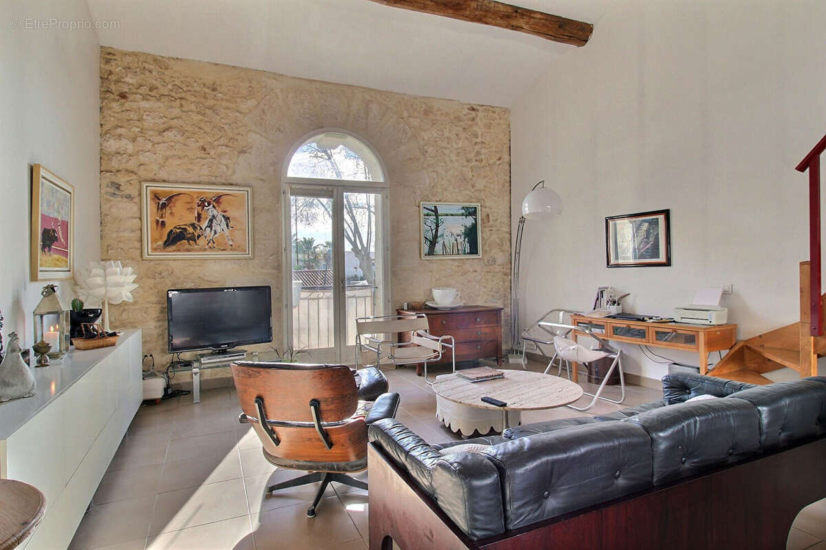 Appartement à MAUGUIO