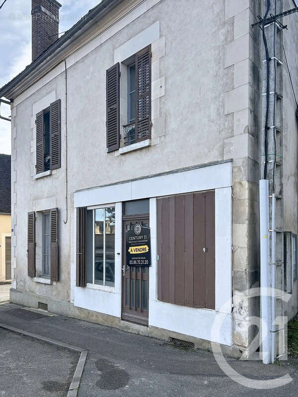 Maison à CHEMILLY-SUR-YONNE