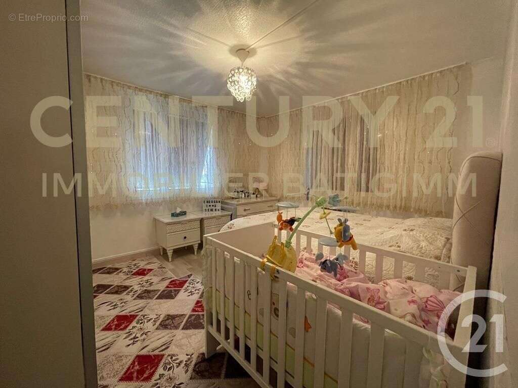 Maison à BOURGOIN-JALLIEU