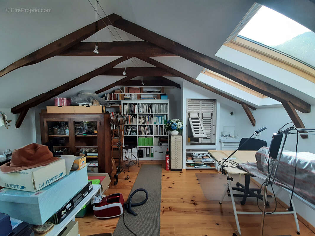 Maison à ALBON-D&#039;ARDECHE