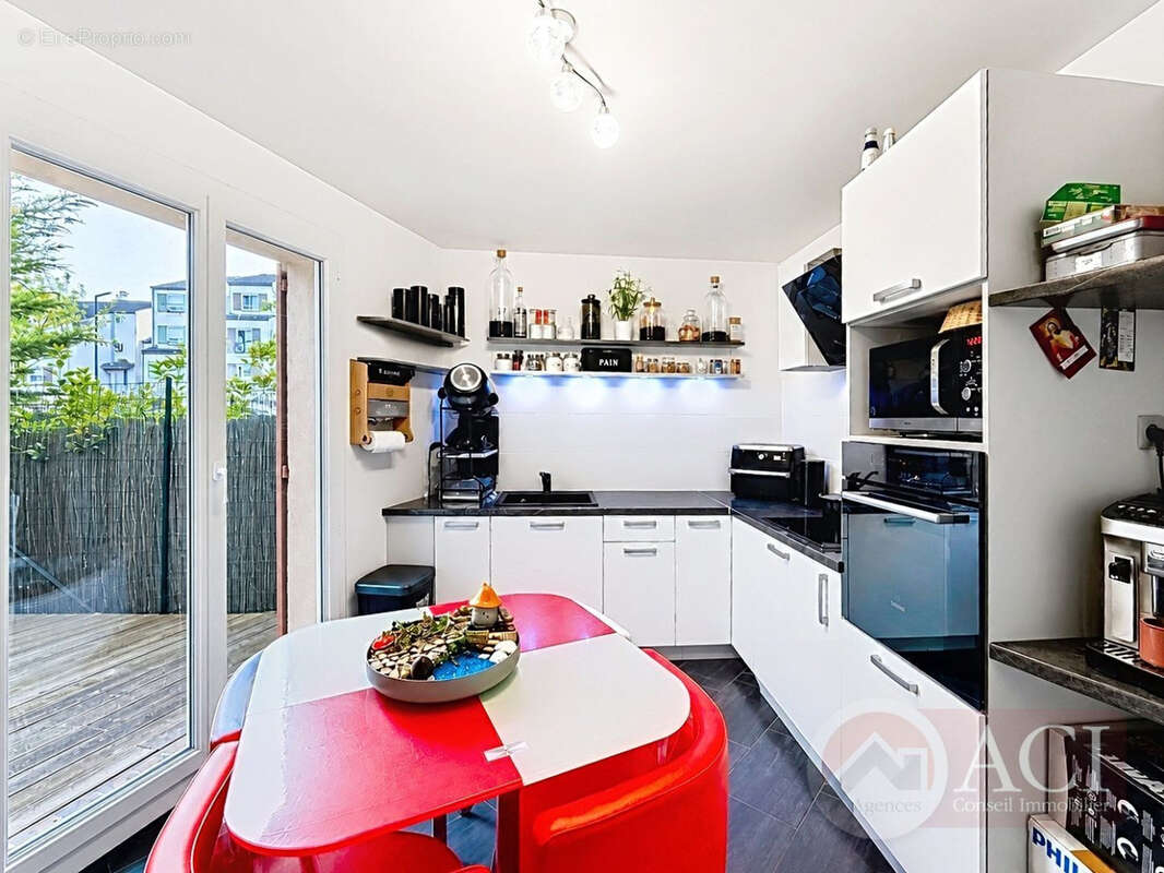 Appartement à SAINT-BRICE-SOUS-FORET