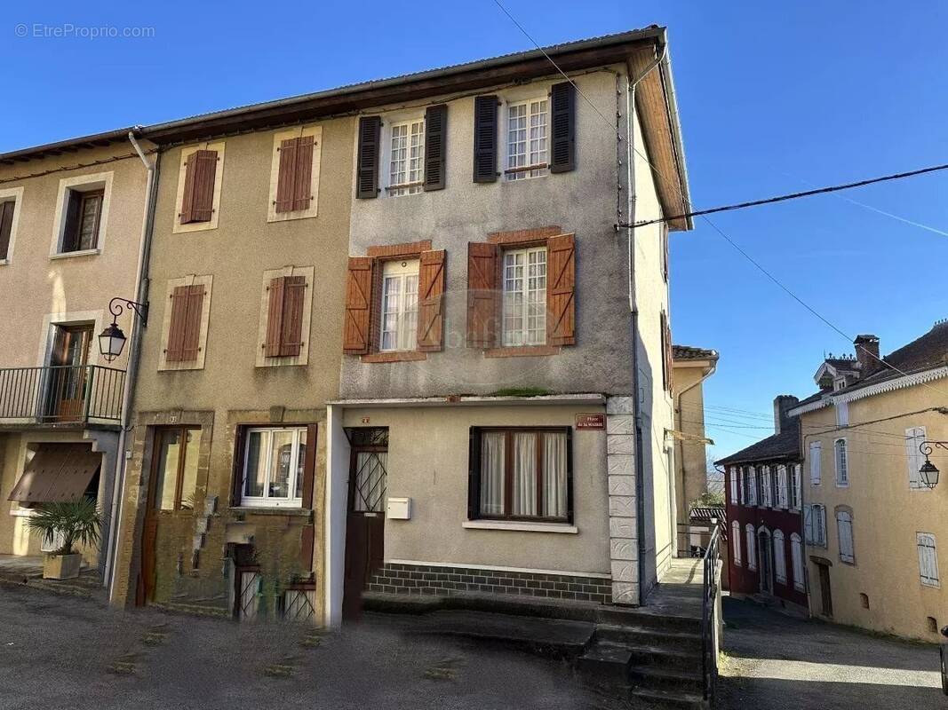 Maison à CASTELNAU-MAGNOAC