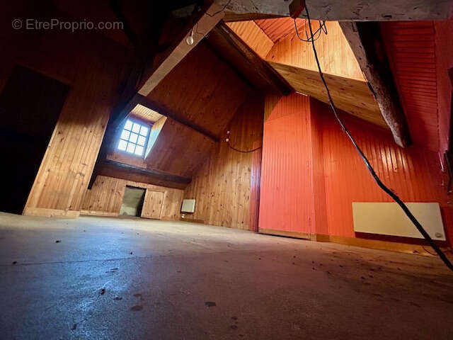 Maison à CIRES-LES-MELLO