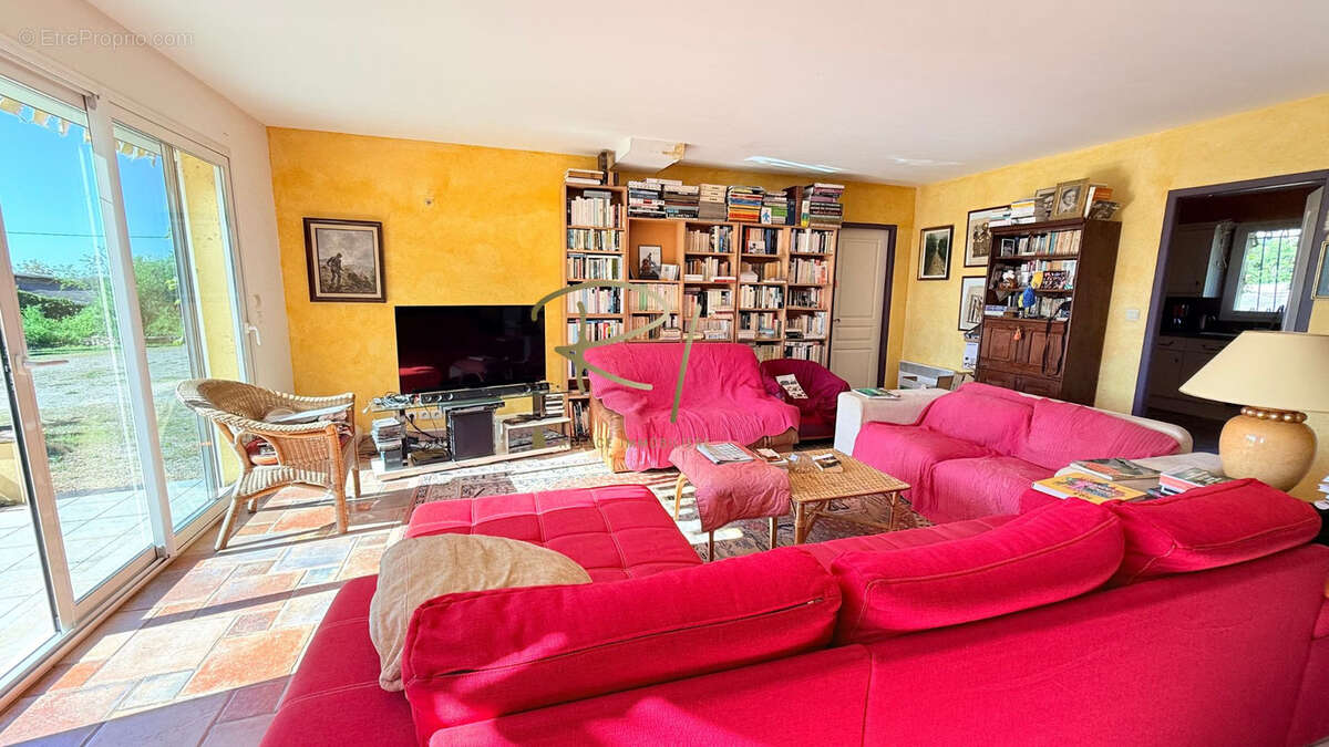 Maison à BARJAC