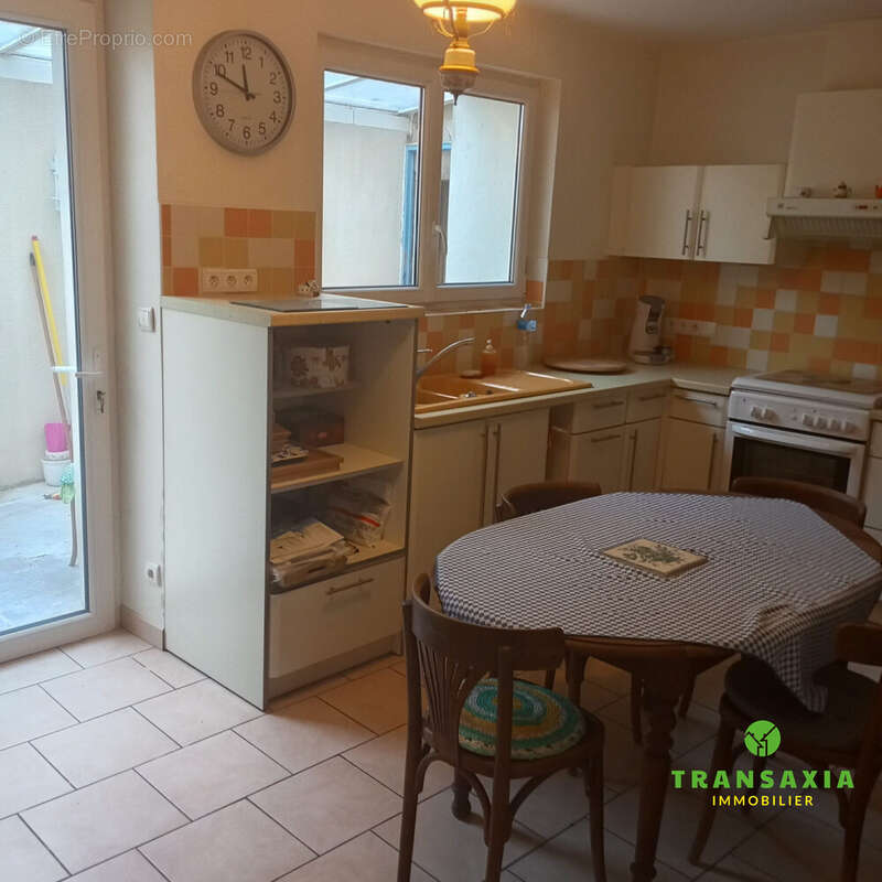 Maison 150 m² à Miramont-De-Guyenne  - photo 3