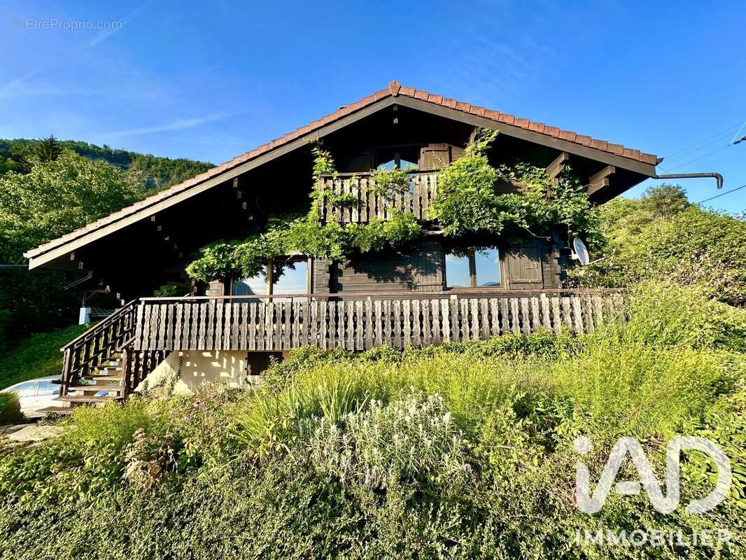89 m² à Thyez  - photo 2