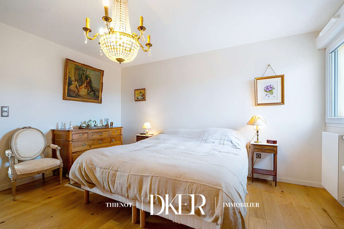 Duplex T5 - Place Godinot - photo 12