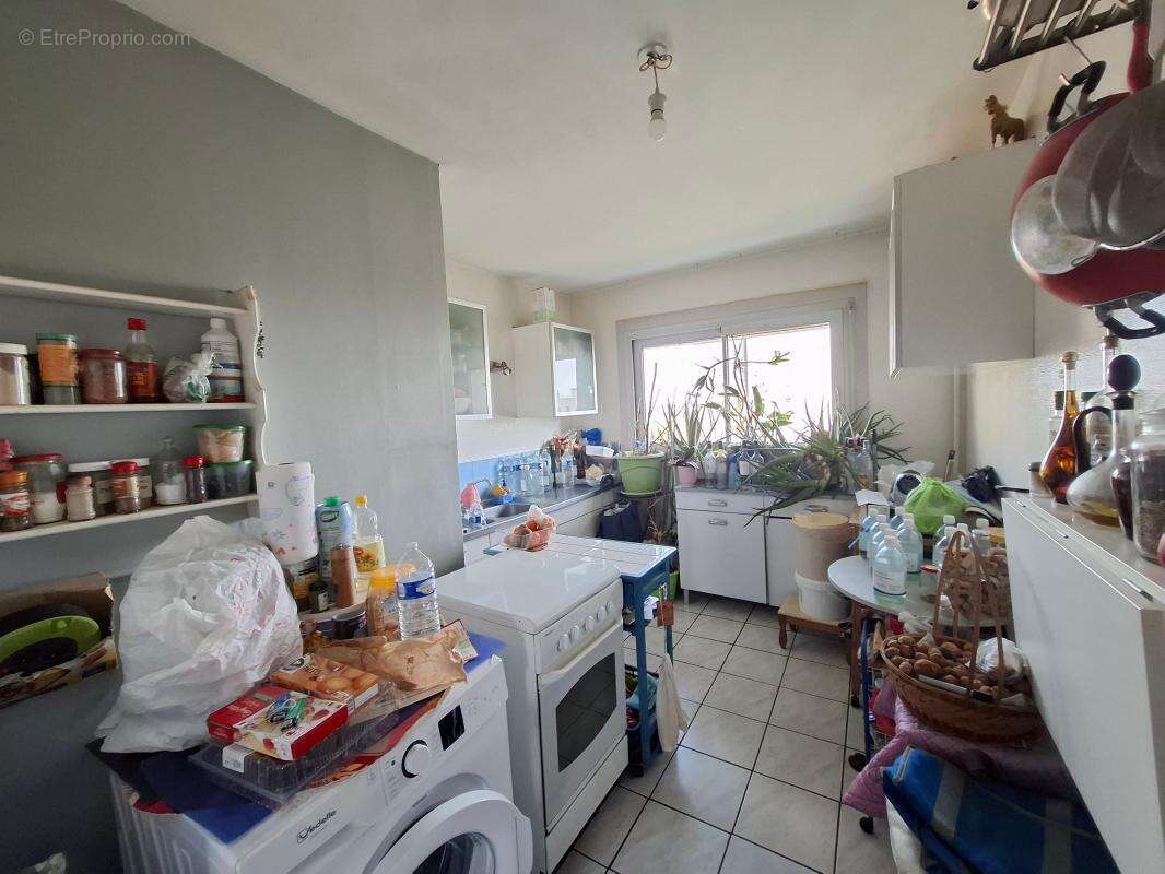 A VENDRE - Appartement 67 m² 2 chambres à vendre proche tram et commerces - photo 4