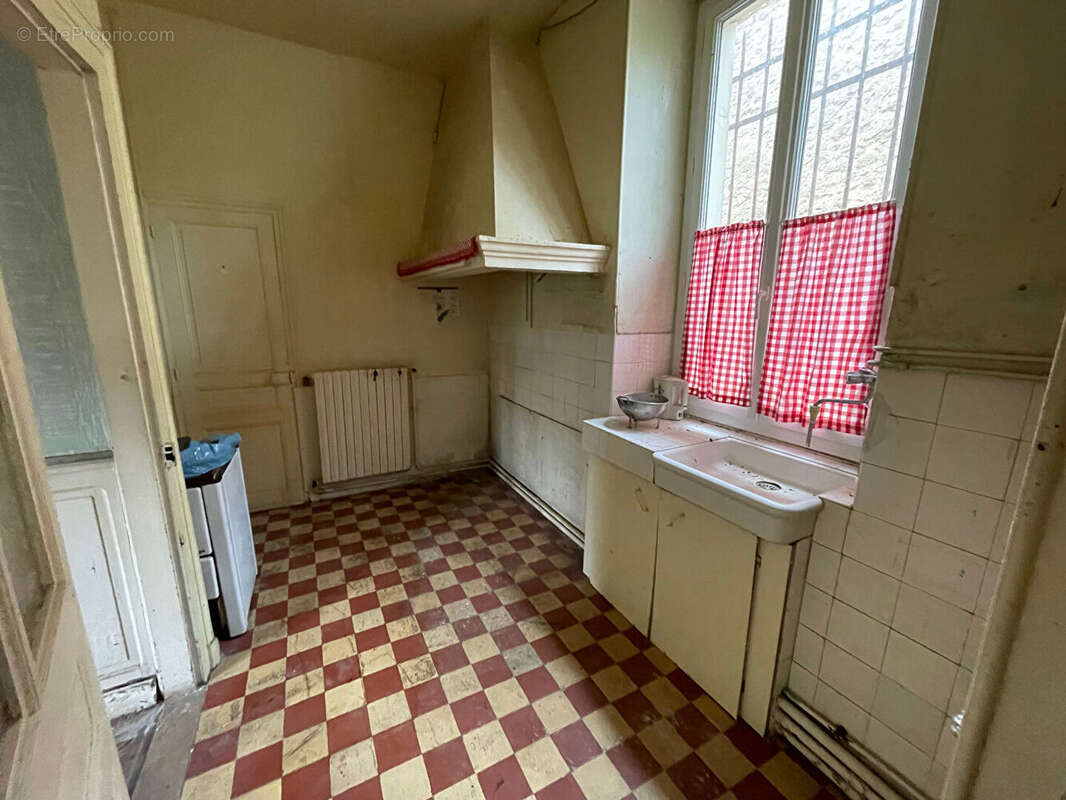 Maison Saclas 5 pièce(s) 101.08 m2 - photo 4