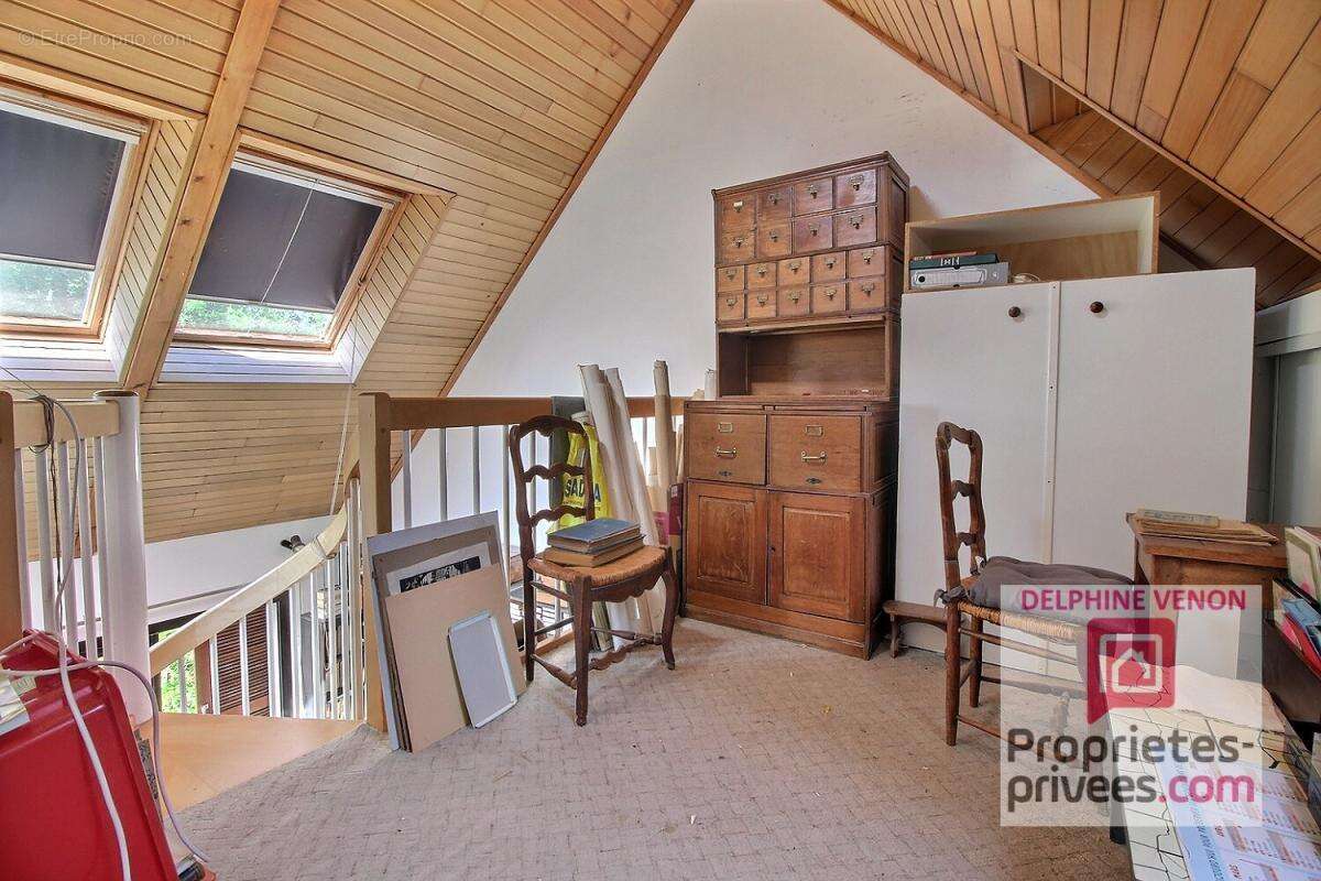 Exclusivité - Maison 5 chambres + bureau sur un terrain de 2438 m² à Saint Martin D Abbat - photo 10