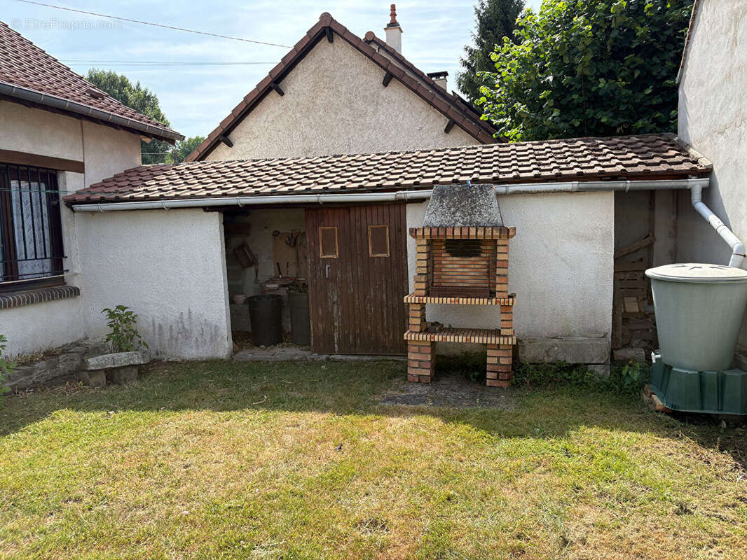 Maison Hanches 5 pièce(s)  terrain clos de + 320 m2 - photo 12