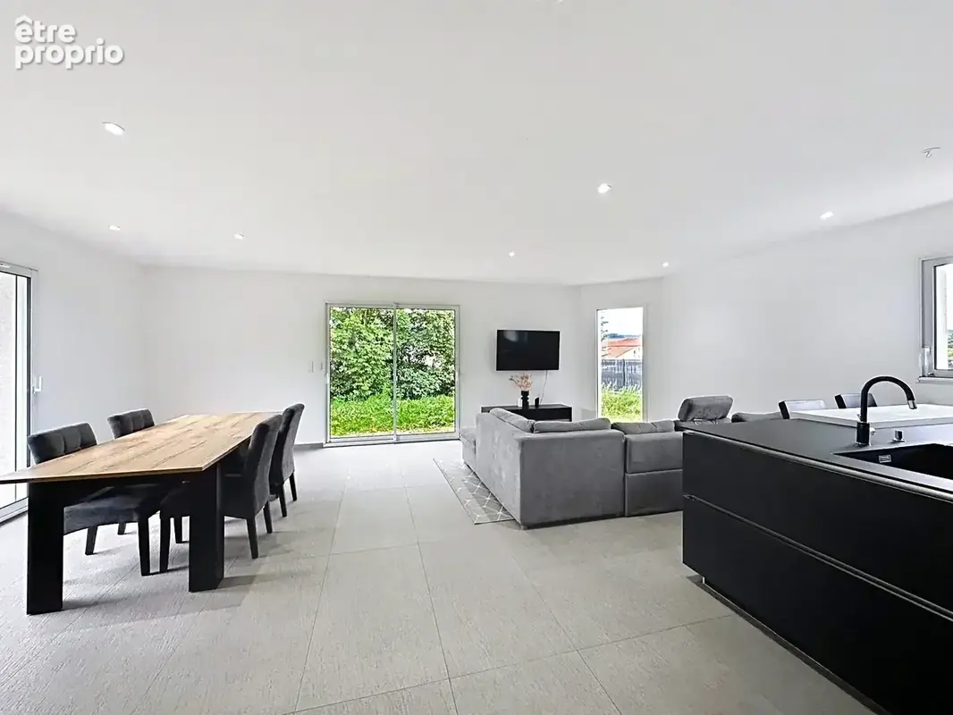 Maison 5 pièces 141 m² à vendre à Cournon-D'auvergne (63800) - photo 4