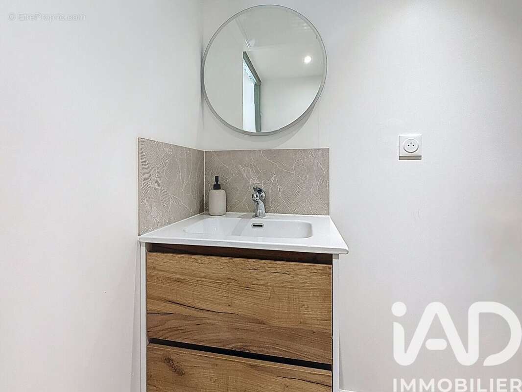 Photo 7 - Appartement à SAINT-MARTIN-D'HERES