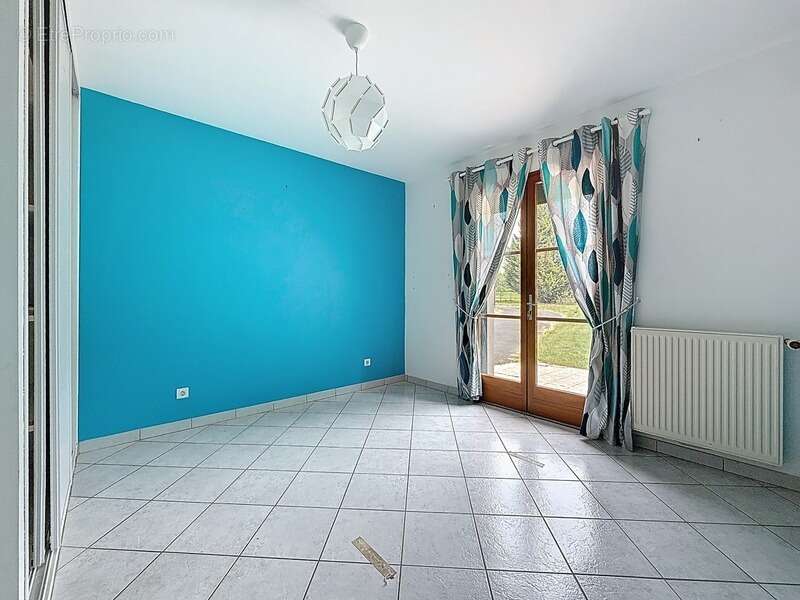 Maison à CERELLES