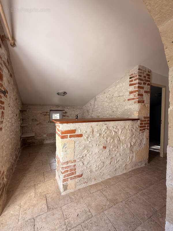 Maison à SAINT-VITE