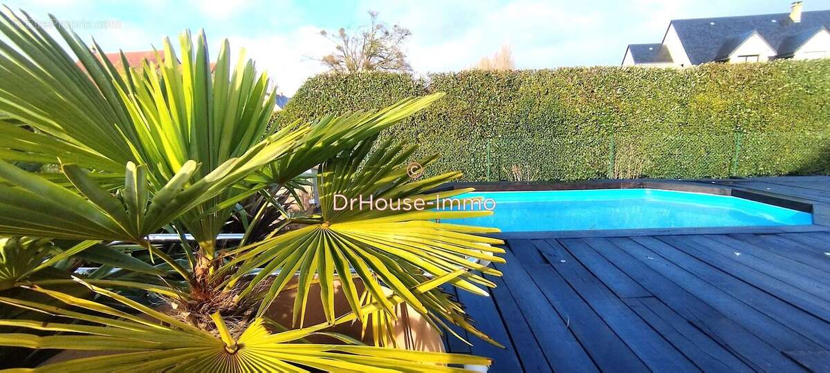 Maison à SAINT-OUEN-DE-THOUBERVILLE