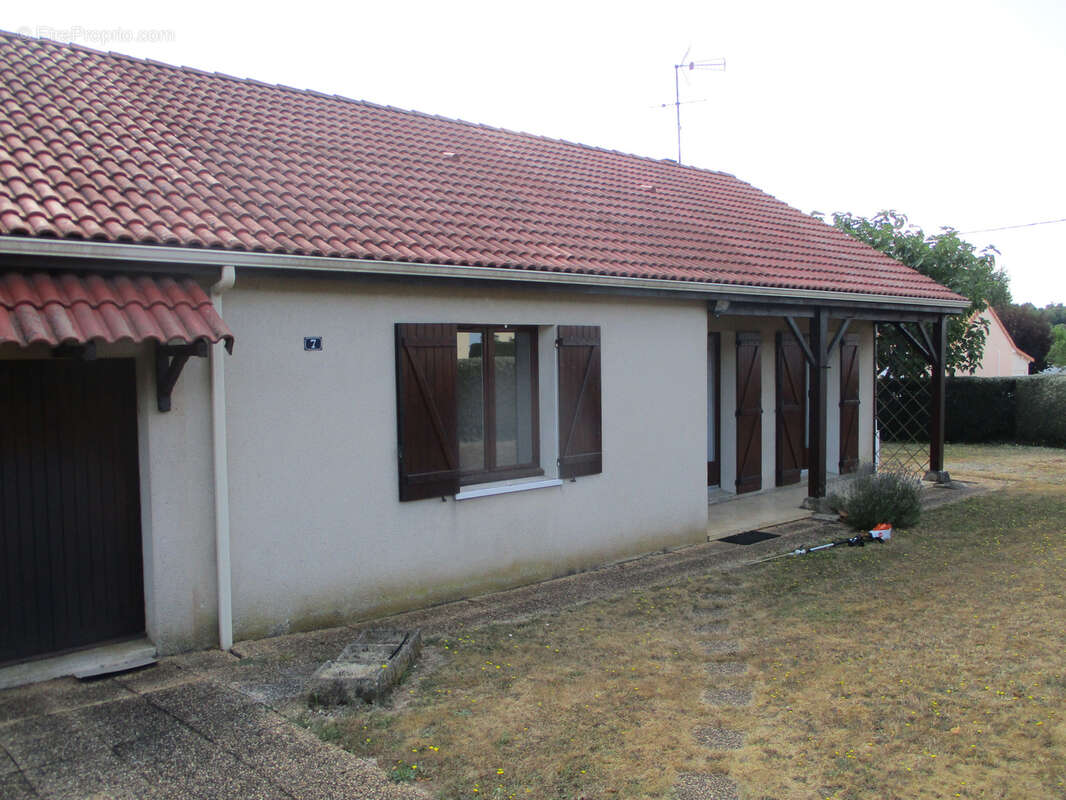 Maison à CEAUX-EN-COUHE
