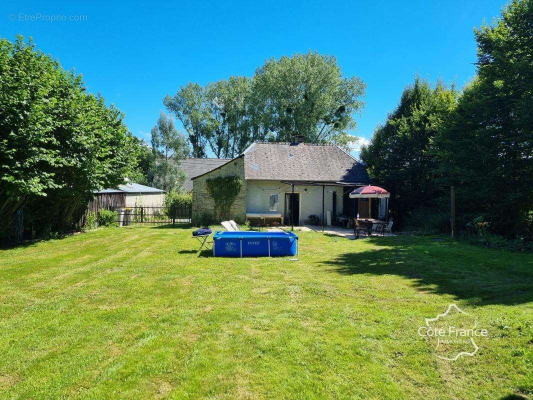 Maison à THENAILLES