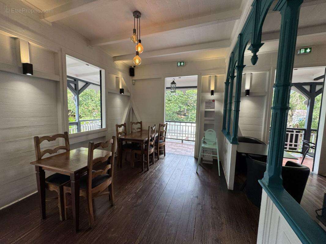 Commerce à FORT-DE-FRANCE