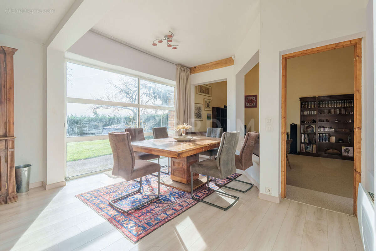 Maison à EGRISELLES-LE-BOCAGE