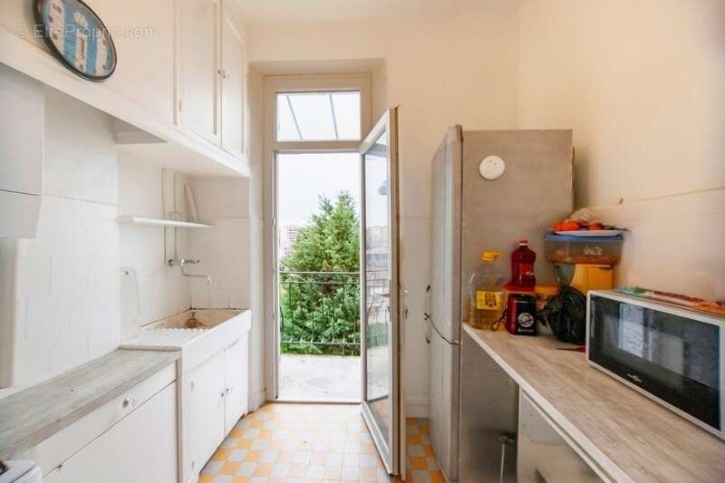 Appartement à MARSEILLE-3E