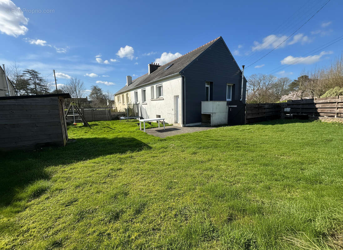 Maison à LANDIVISIAU