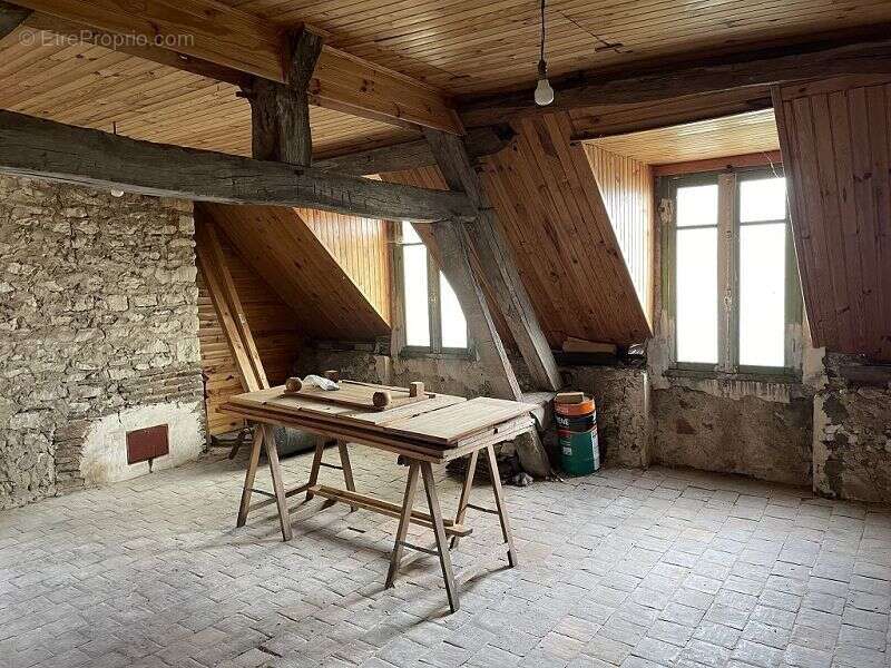 Maison à ARMEAU