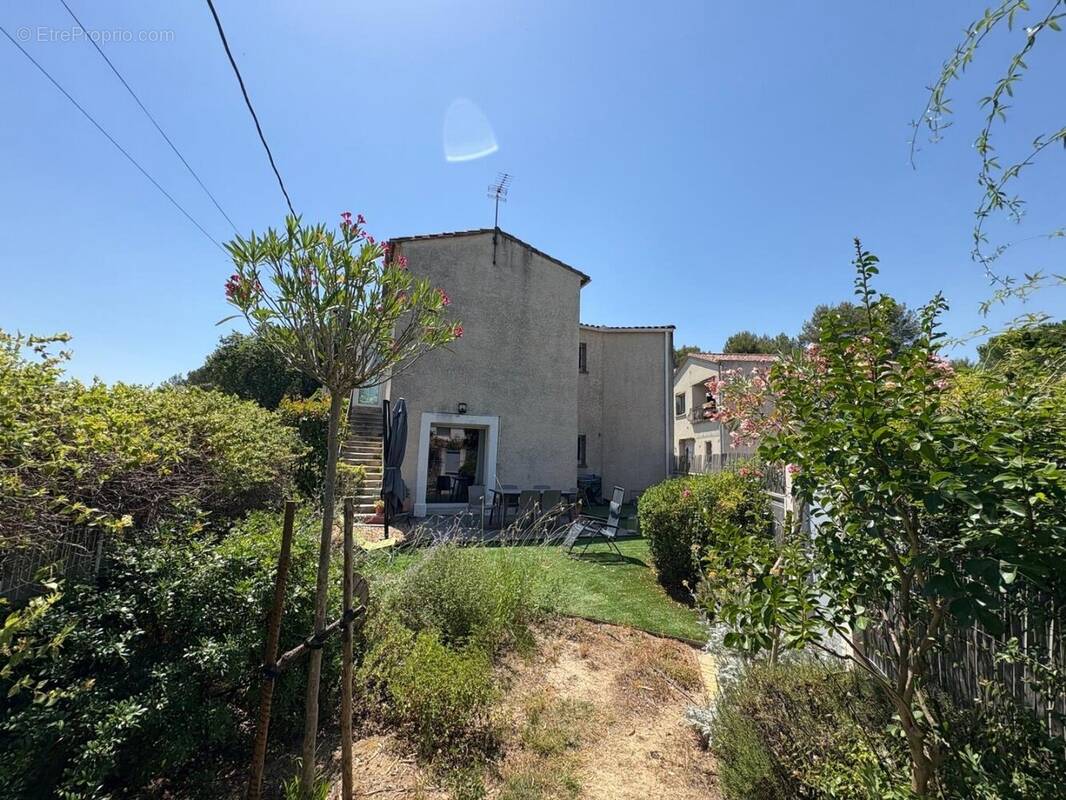 Maison à SAINT-DREZERY