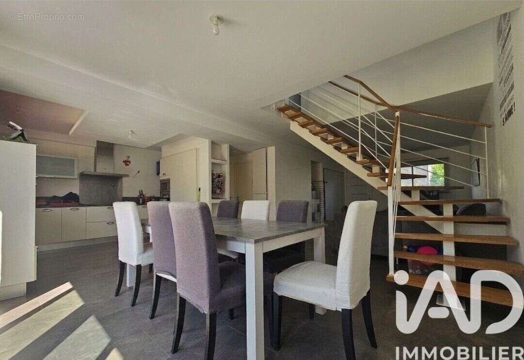 Photo 4 - Maison à VEZIN-LE-COQUET