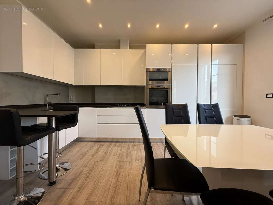 Appartement à MENTON