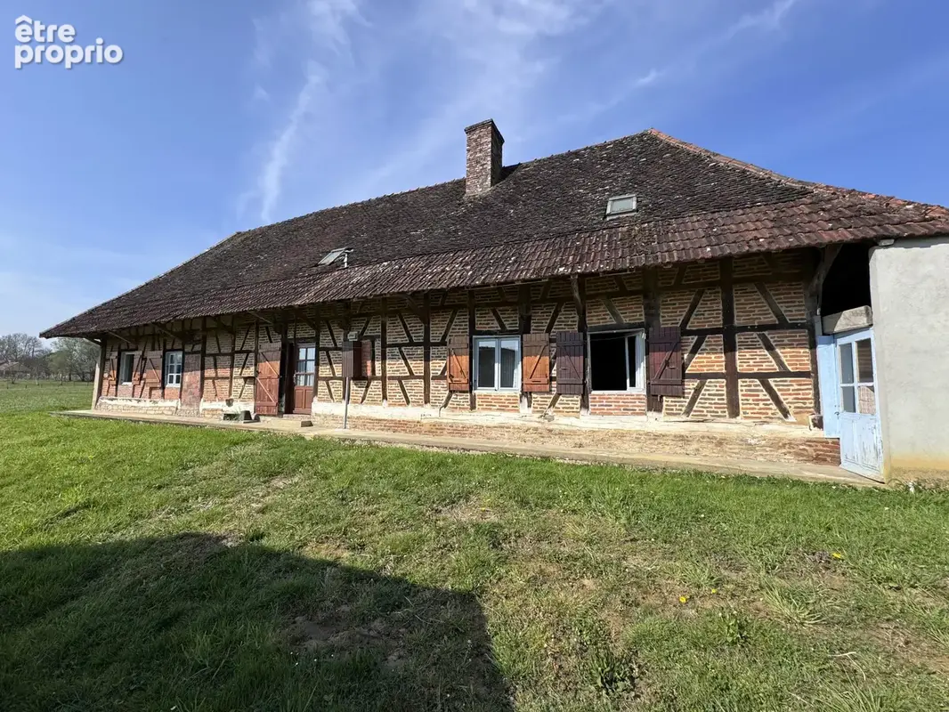 Ensemble bressan sur 3 hectares de terrain - photo 9