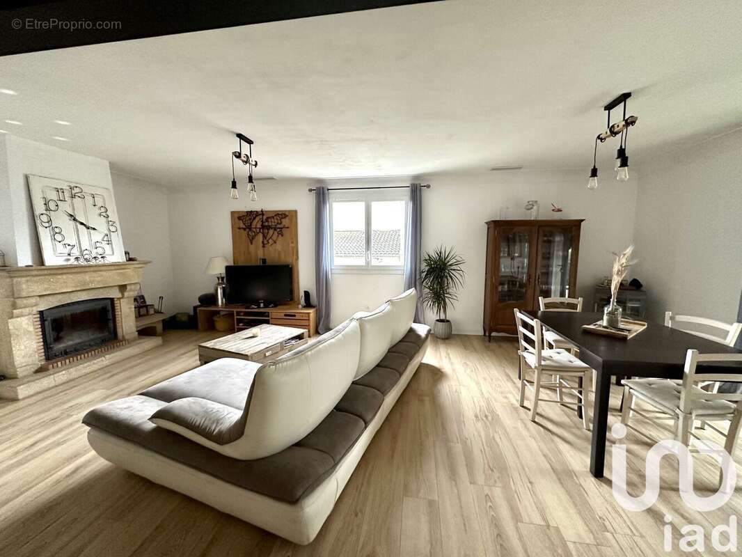 Photo 3 - Maison à MILHAUD