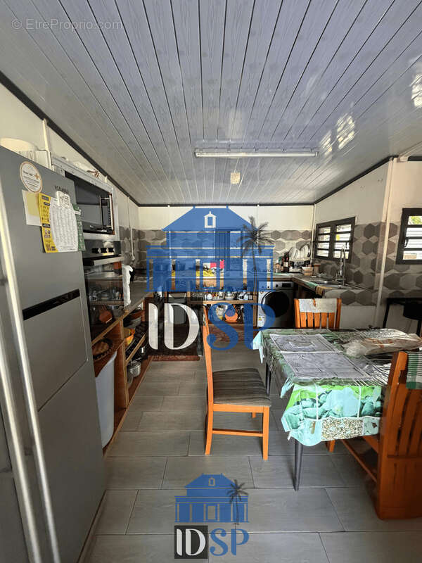 Maison de 95m2 sur terrain de 187m2- SAINT JOSEPH - photo 6