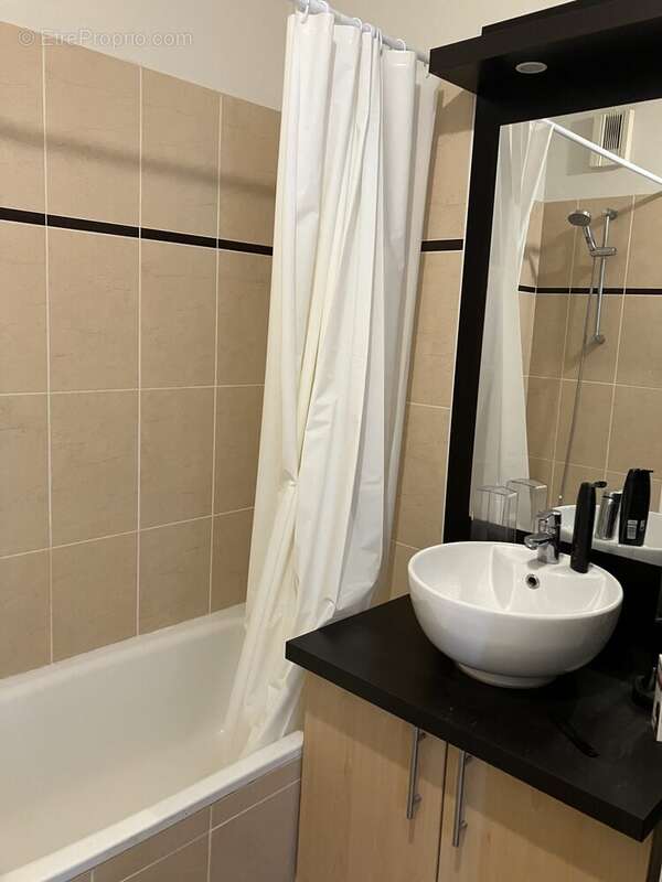 Appartement 2 pièces 47 m² à vendre à Ambares-Et-Lagrave (33440) - photo 4