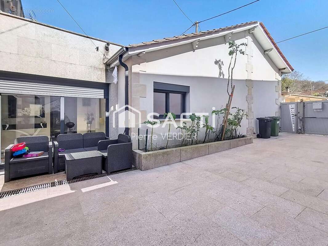 Photo 2 - Maison à CENON