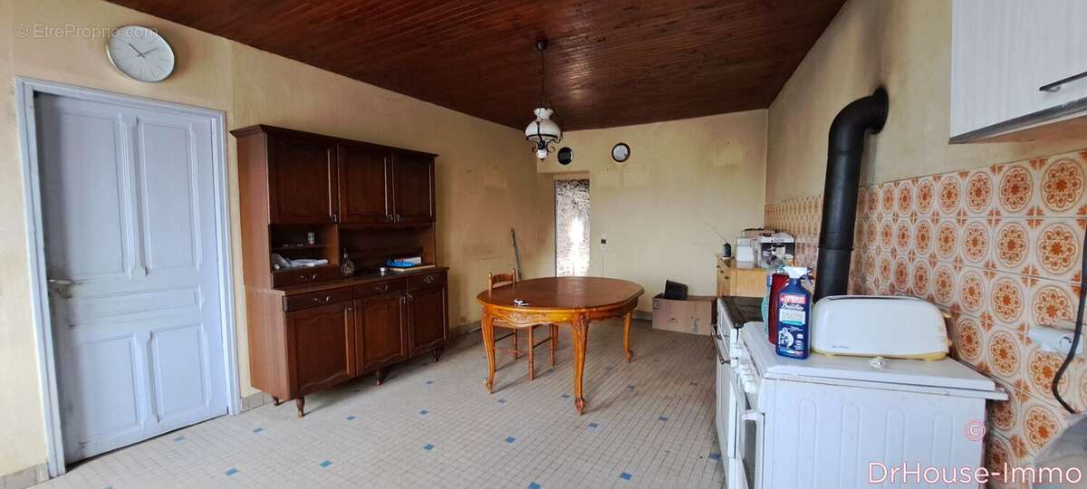 Maison à SAINT-MELOIR-DES-ONDES