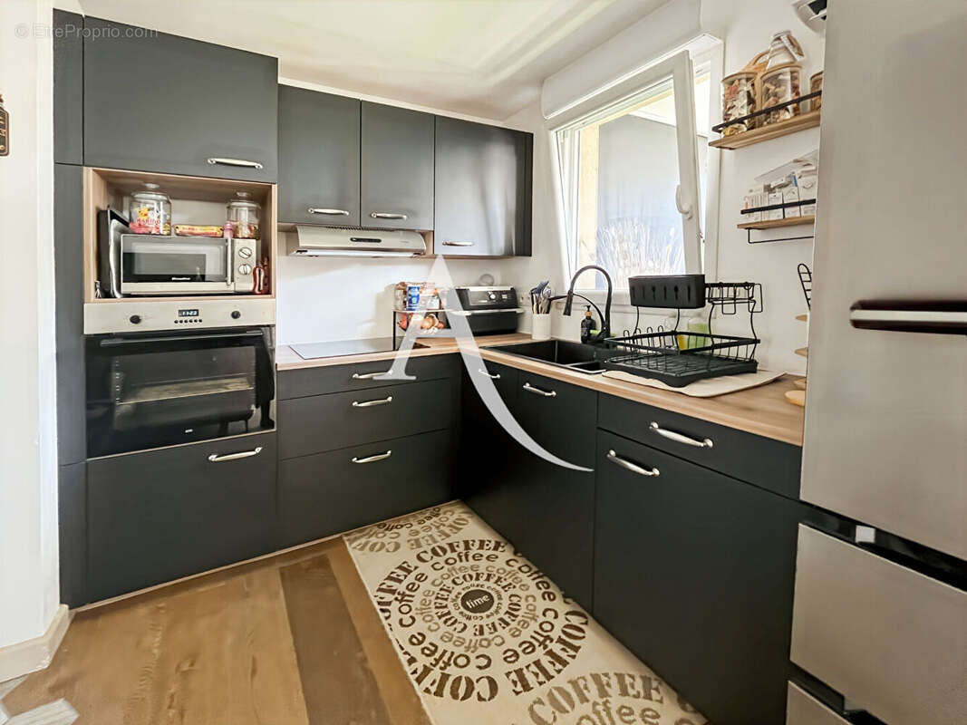 Appartement à MARSEILLE-13E