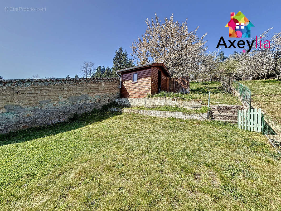 A vendre - renaison centre - maison de bourg, terrain, dependances et maisonette supplementaire - photo 13