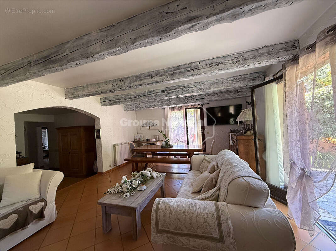 Maison à PEGOMAS