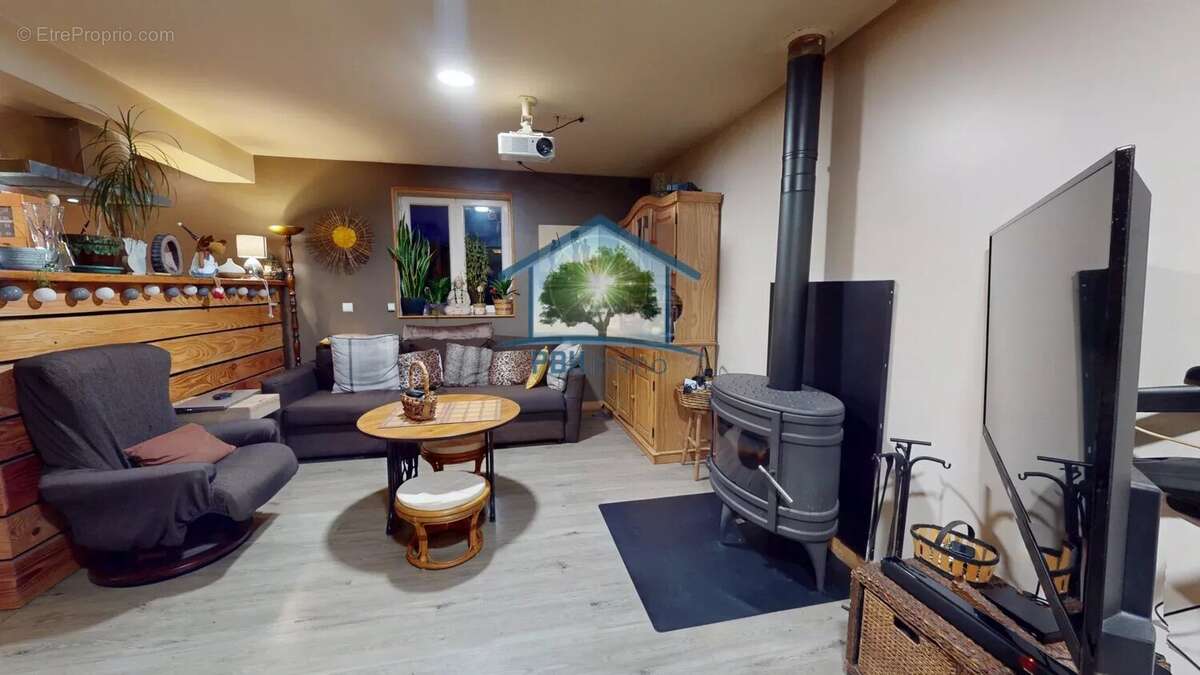 Maison à BOURG-LASTIC