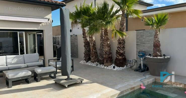 Villa plain-pied avec piscine - photo 3
