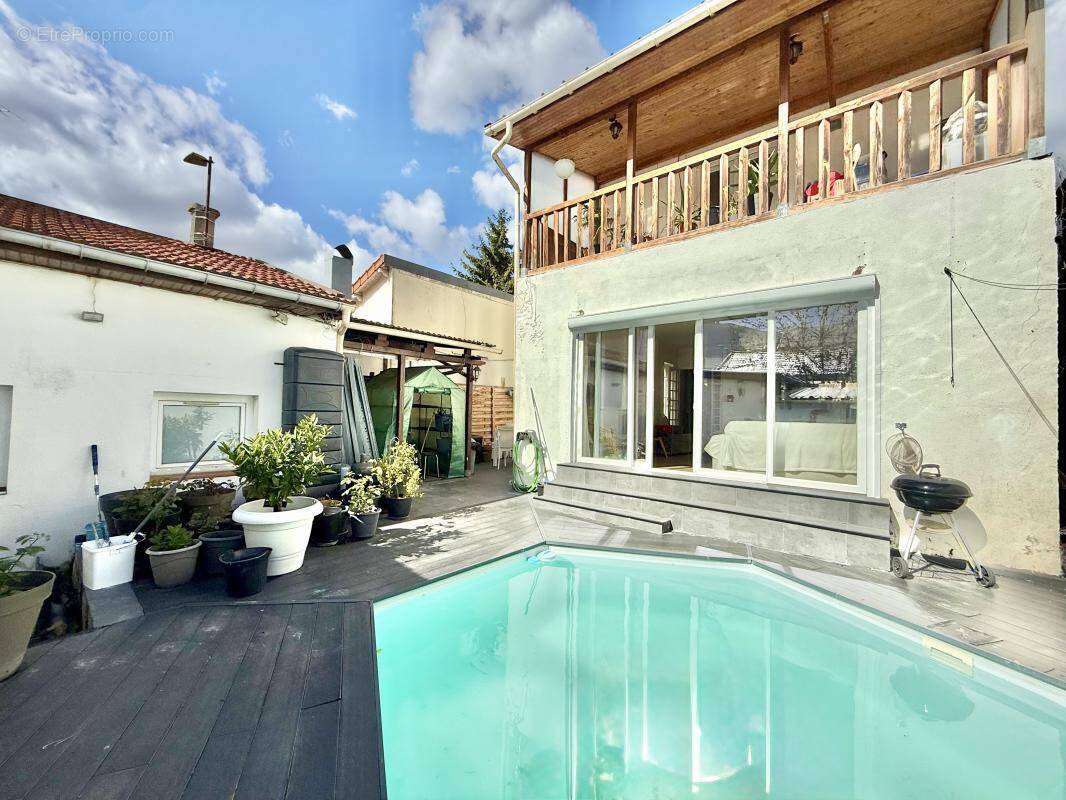 Maison à BOBIGNY