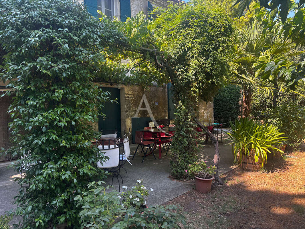 Une propriété d'exception 282m² - 7500m² de terrain - photo 15