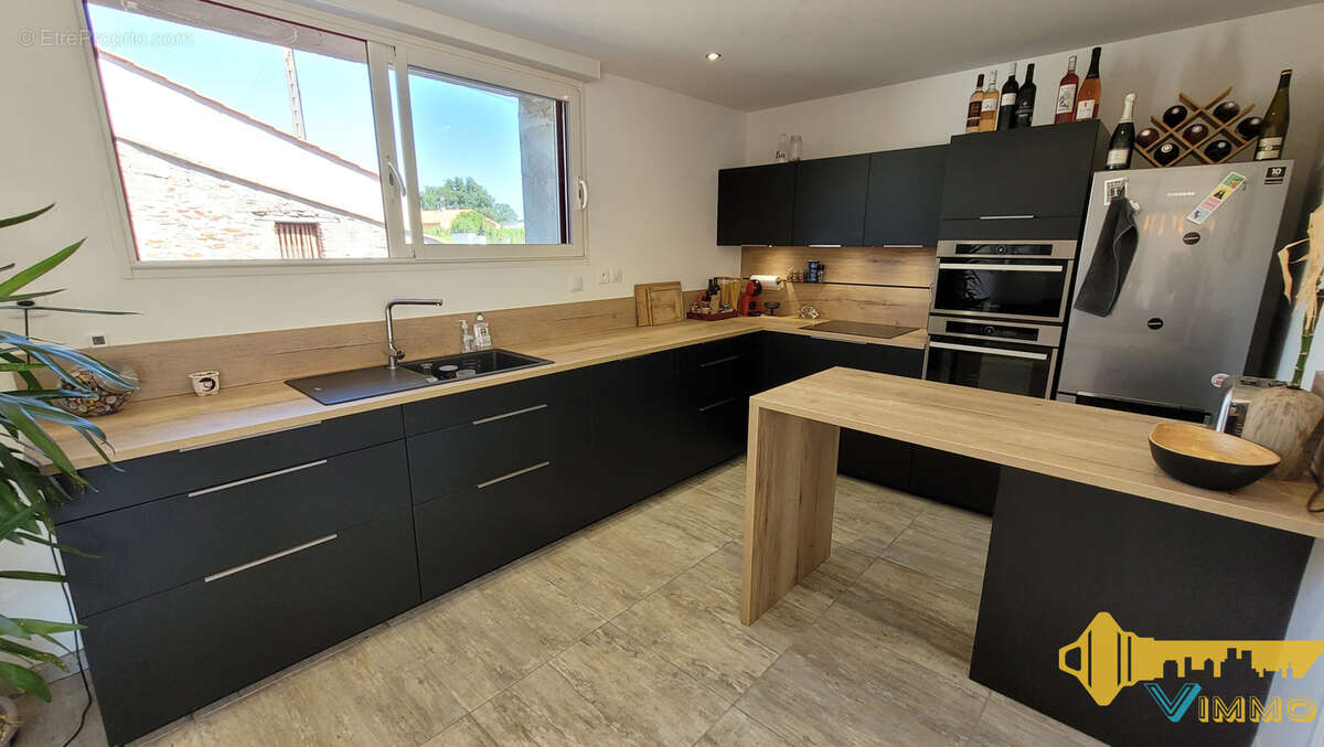 Maison à LA LIMOUZINIERE