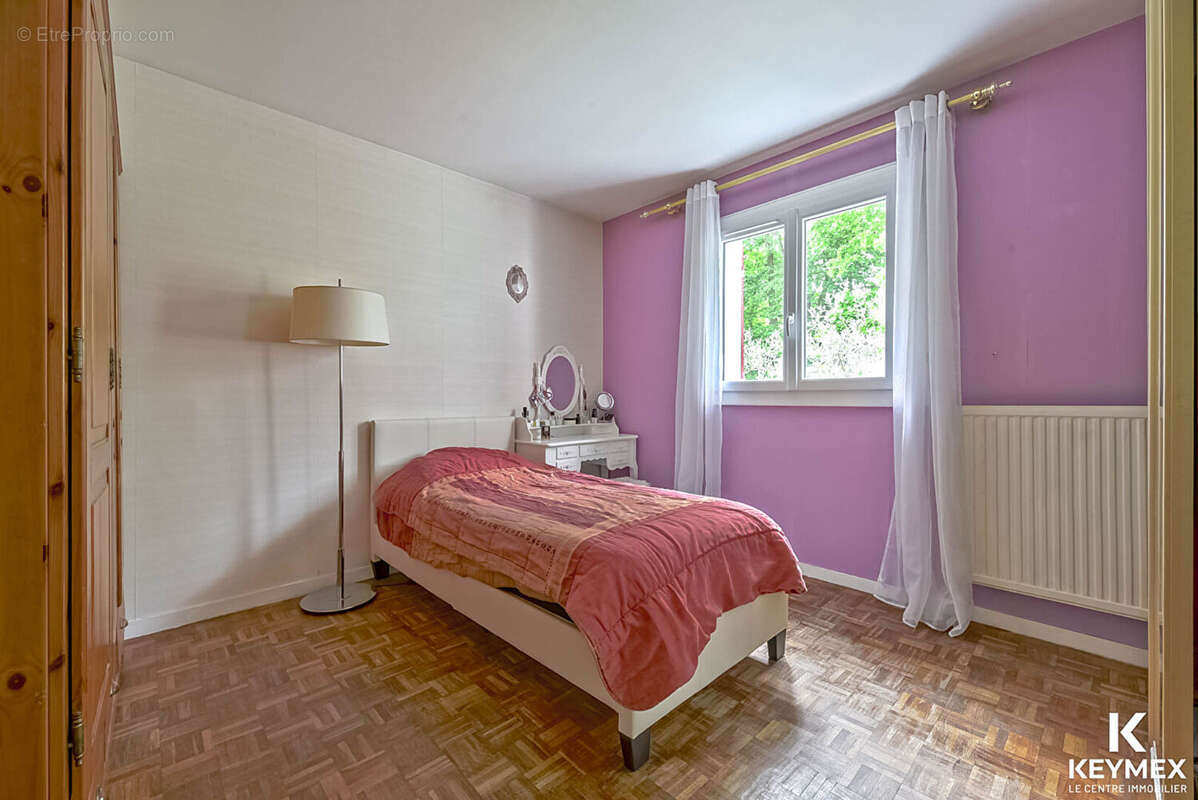 Maison à MONTIGNY-LES-CORMEILLES
