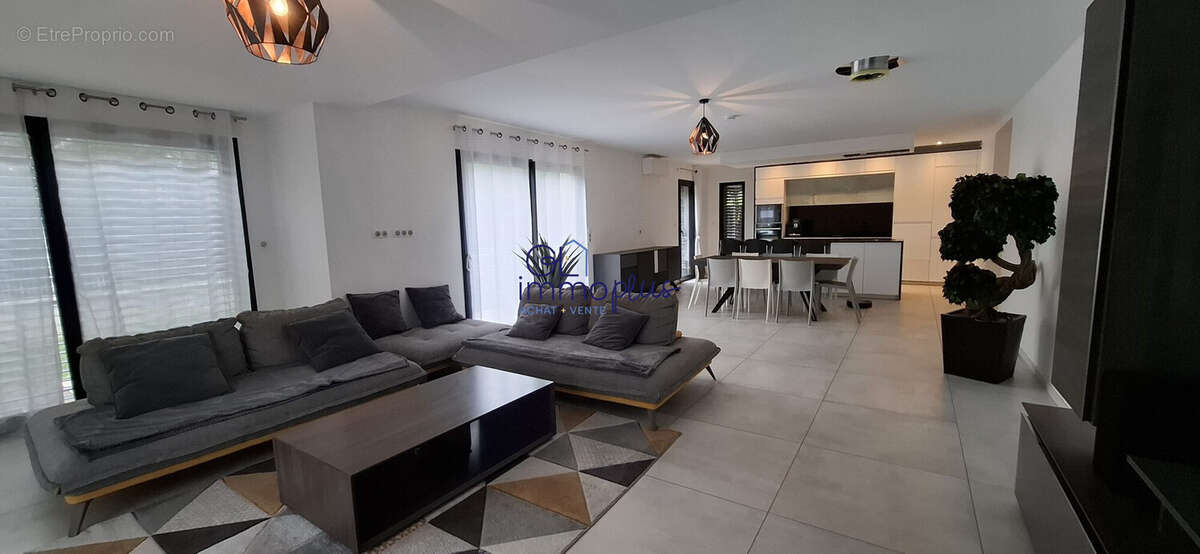 Maison à ALBERTVILLE