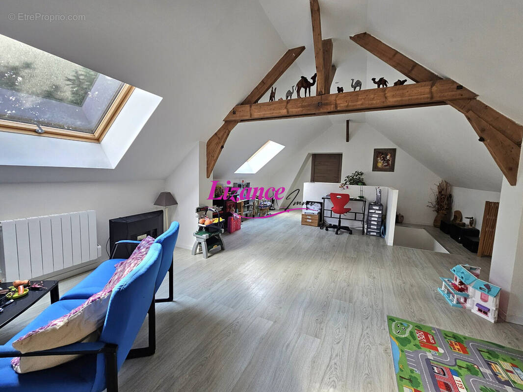 Maison 222 m² à Hendecourt-Les-Cagnicourt  - photo 2