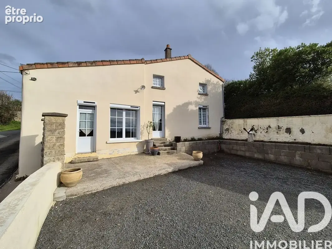 Photo 1 - Maison à SAINT-LOUP-LAMAIRE