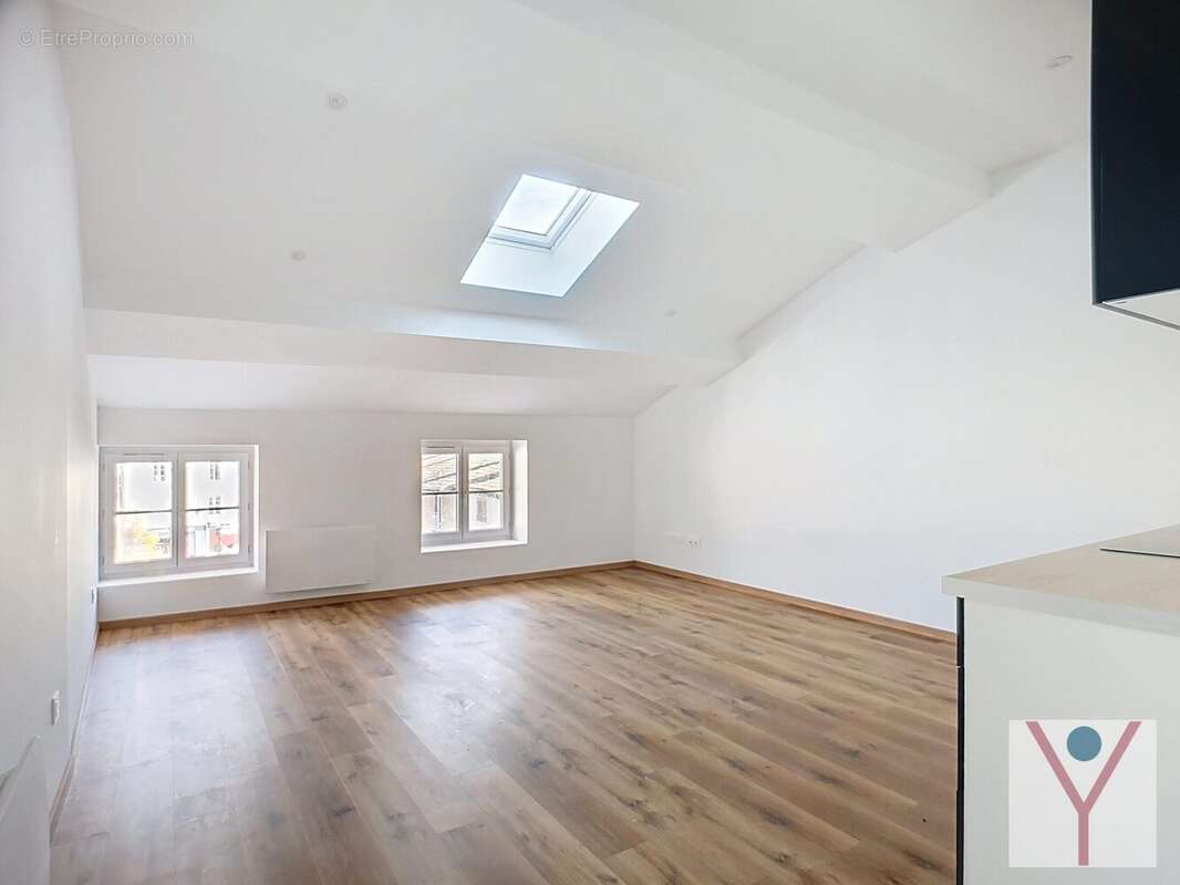 Appartement à THOISSEY